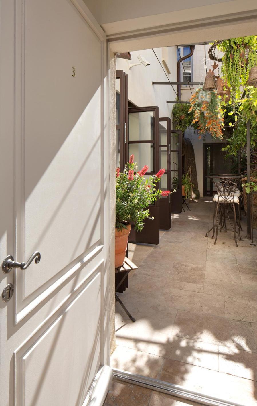 La Maison Des Augustins 4 Stars Spa Et Fitness Awinion Zewnętrze zdjęcie