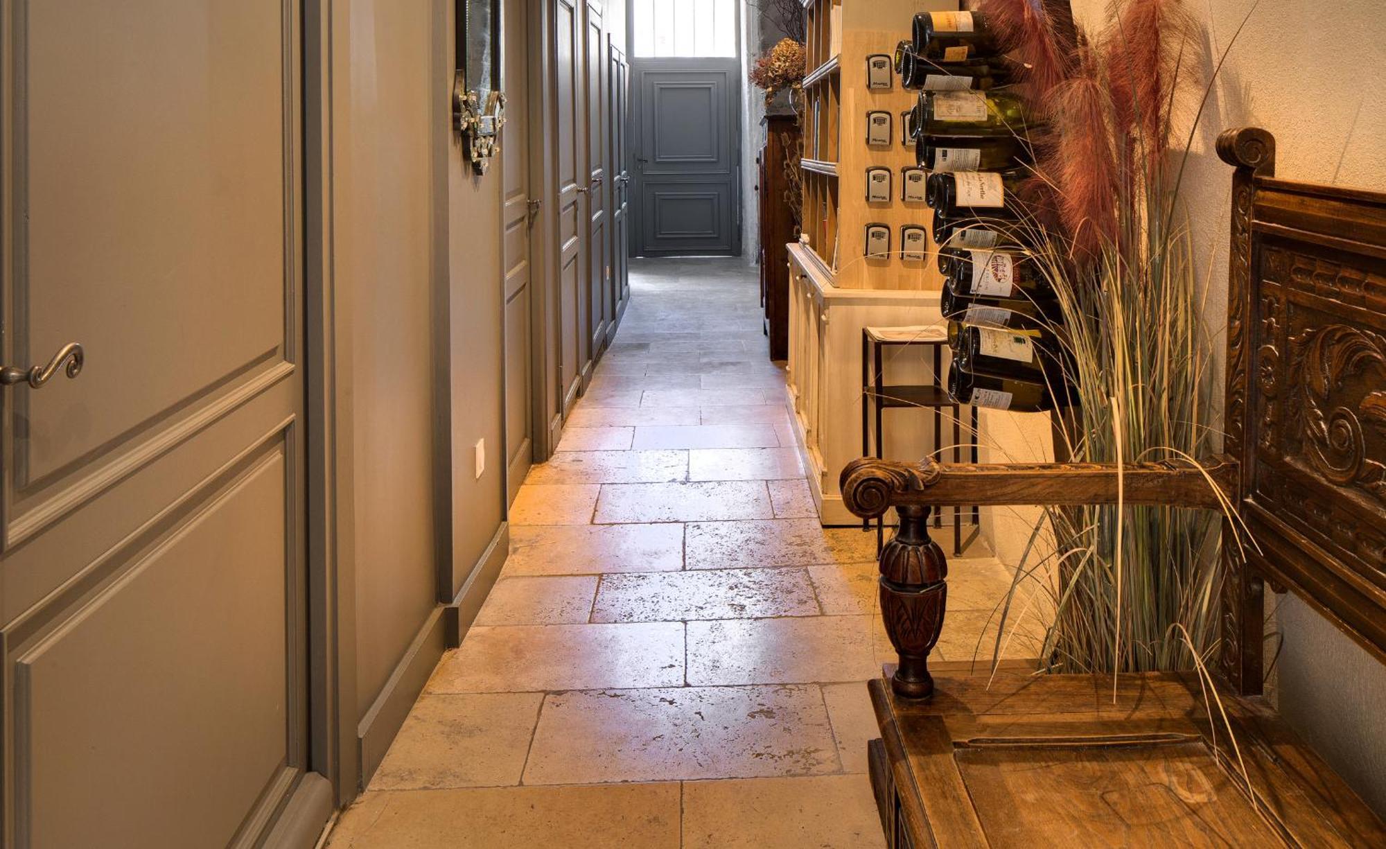 La Maison Des Augustins 4 Stars Spa Et Fitness Awinion Zewnętrze zdjęcie