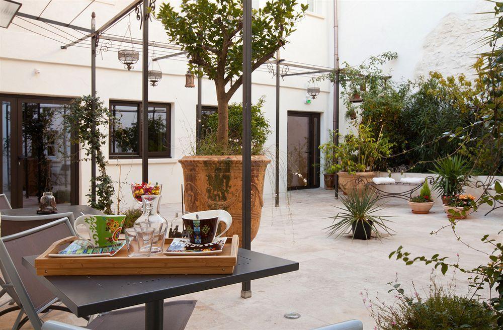 La Maison Des Augustins 4 Stars Spa Et Fitness Awinion Zewnętrze zdjęcie