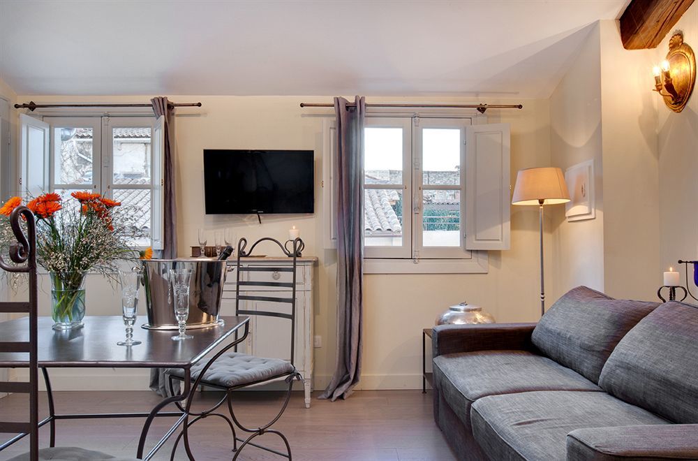 La Maison Des Augustins 4 Stars Spa Et Fitness Awinion Zewnętrze zdjęcie